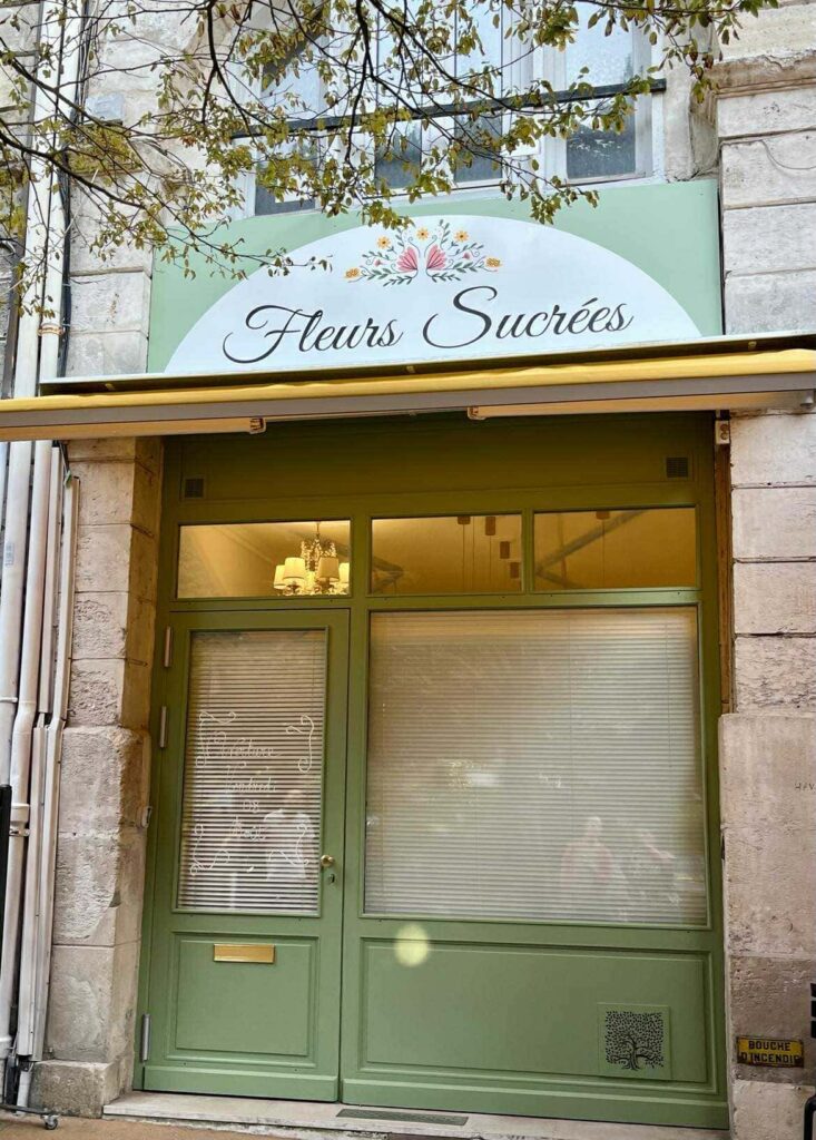 Photo du salon de thé pâtisserie Fleurs Sucrées
